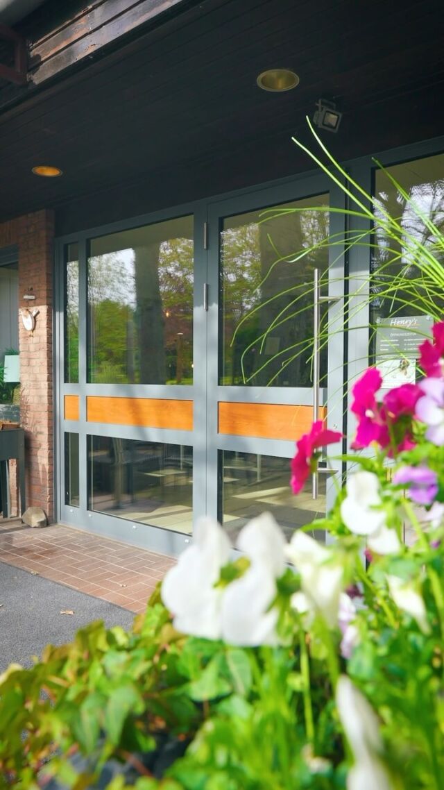 Renovierungsarbeiten im Flair Hotel zur Eiche be like!🎥🛠️ @flair.hotel_zur_eiche
#Energieeffizienz #Nachhaltigkeit #Handwerk #Renovierung #Hotel #Fenster #Fensteraustausch #eingangstür #Buchholz #heide #lüneburgerheide #HotelzurEiche #Akkurat #Akkuratglasundfensterbau #einfachakkurat